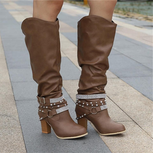 Jolien | Laarzen met studs op de hiel