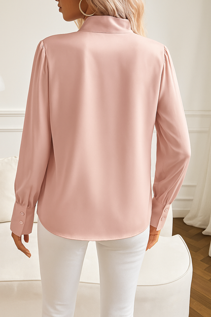 Femke | Blouse met strik en pofmouwen