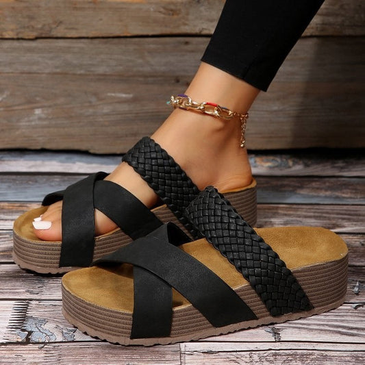 Liv | Plateausandalen met gevlochten bandjes
