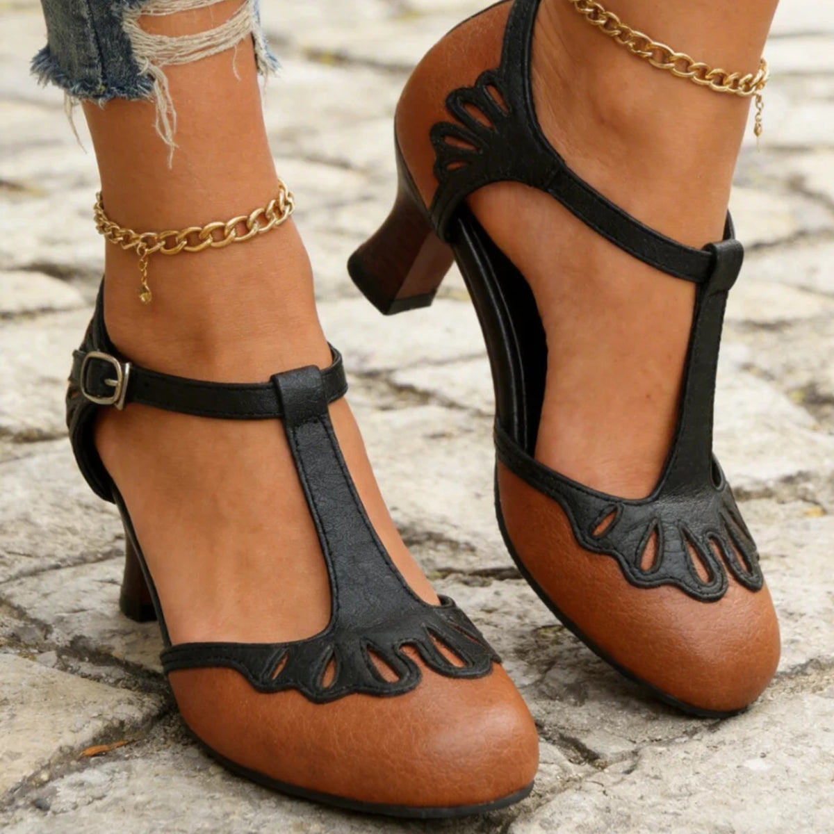 Silke | Pumps met T-band en blokhak