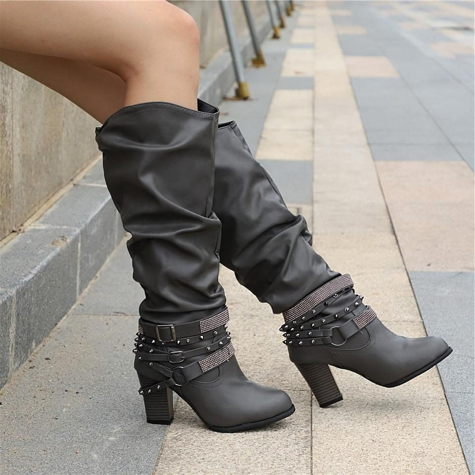 Jolien | Laarzen met studs op de hiel