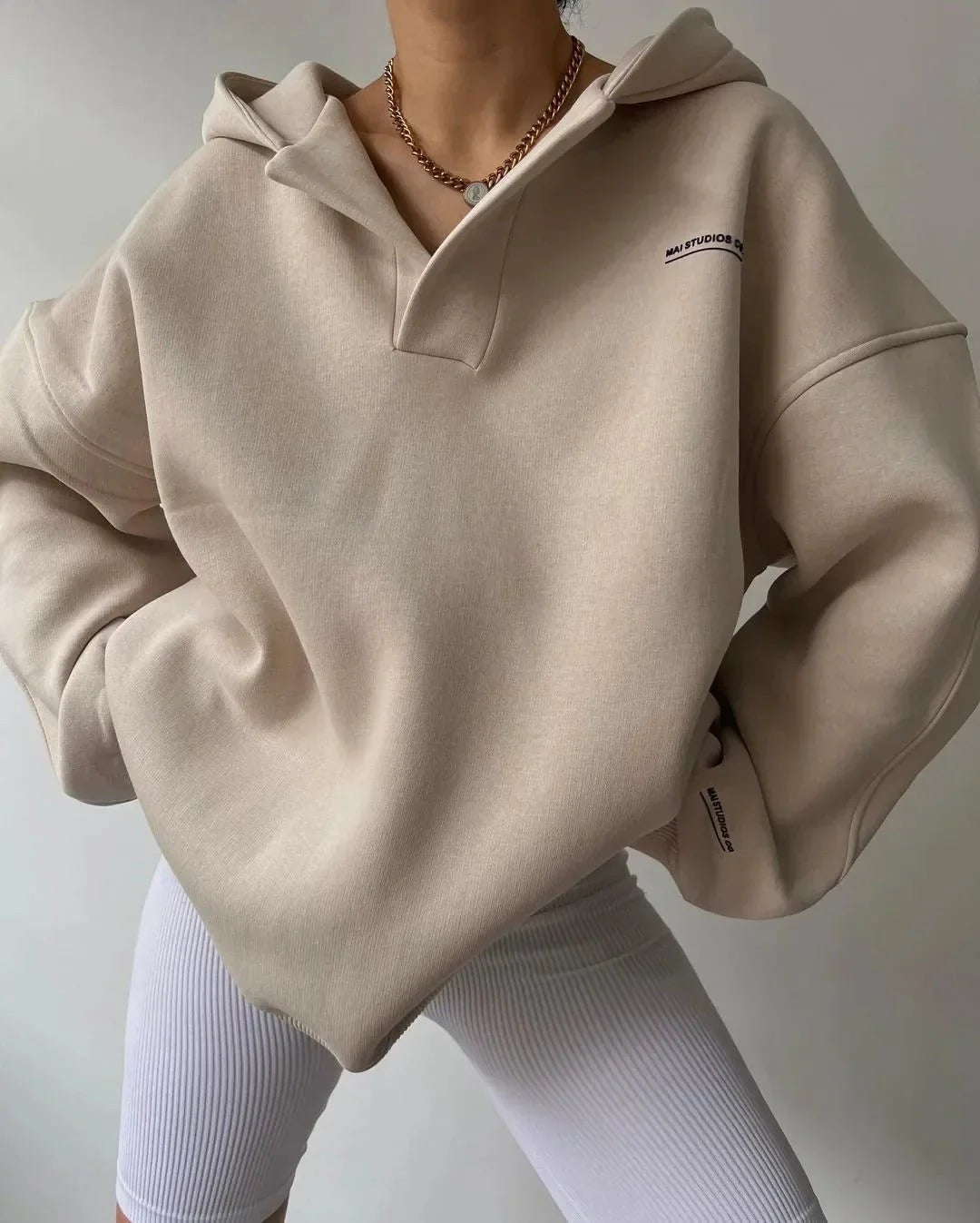 Demi | Oversized sweater met V-hals