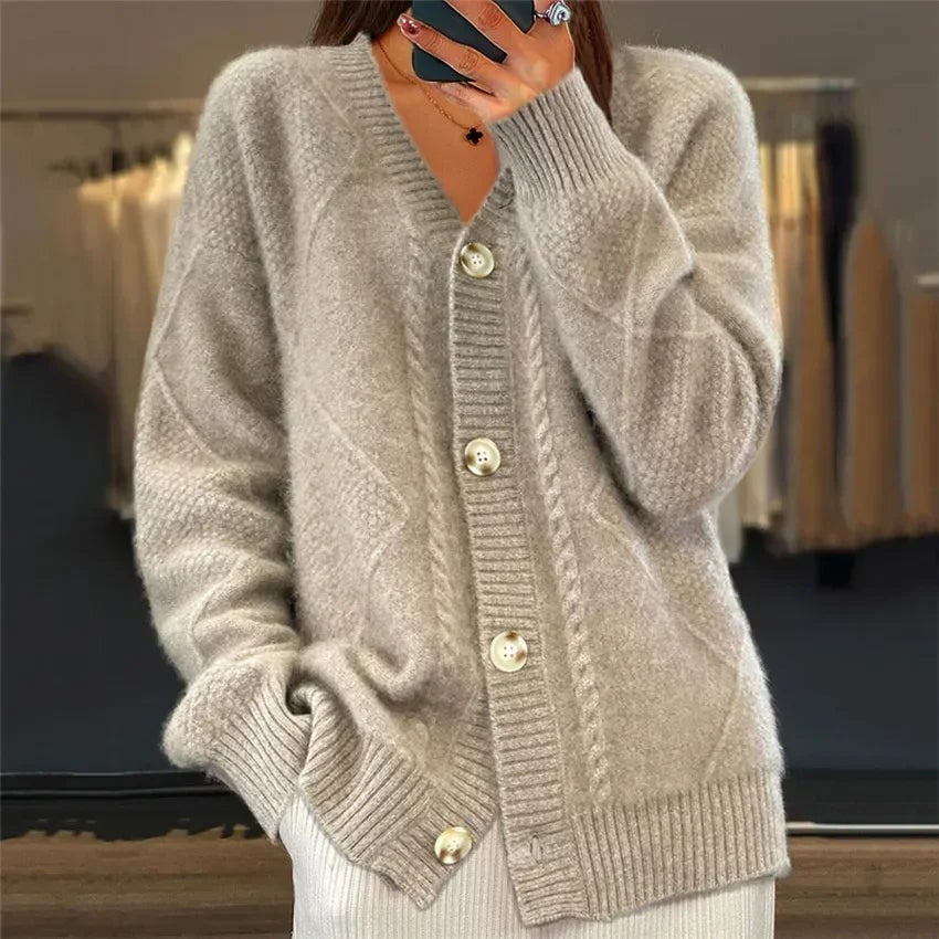 Truus | Kasjmieren cardigan met parelknopen