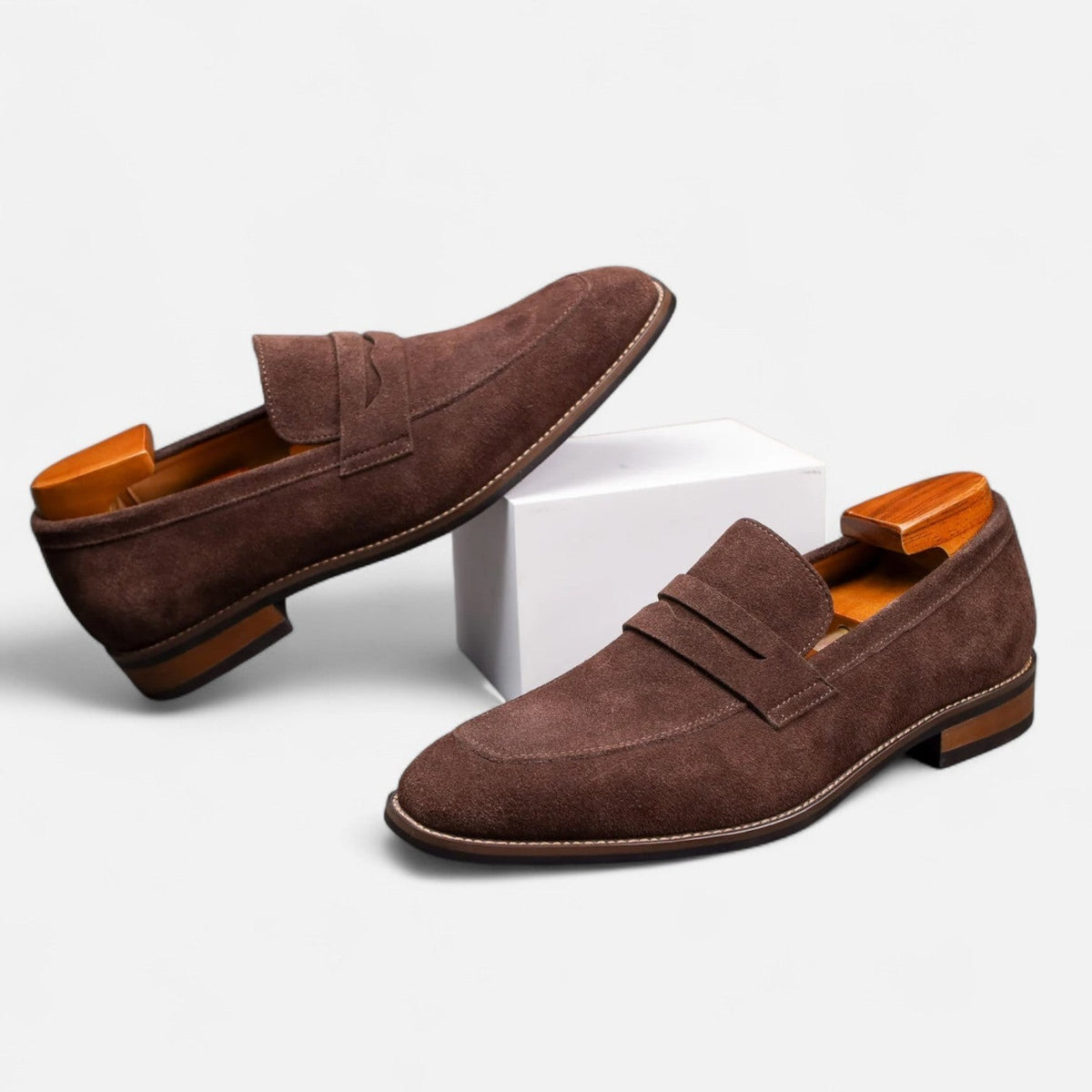 Lars | Suède loafers met antislipzool