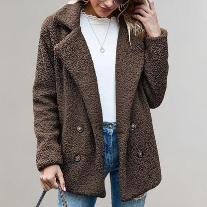 Odette | Dubbelrijige blazer met teddystructuur