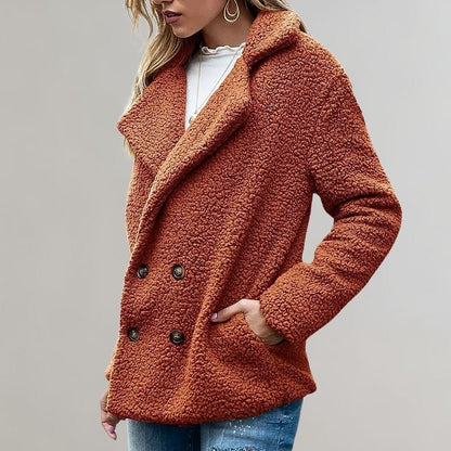 Odette | Dubbelrijige blazer met teddystructuur