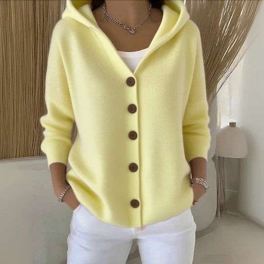 Romee | Zachte cardigan met capuchon en knopen