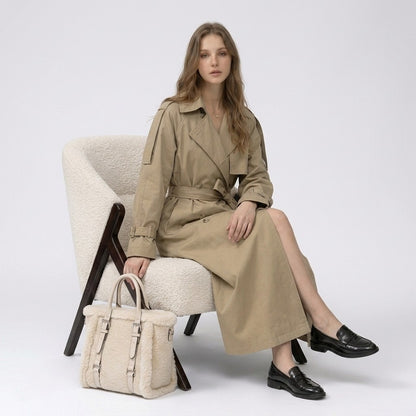 Yvonne | Lange dubbelrijige trenchcoat met riem