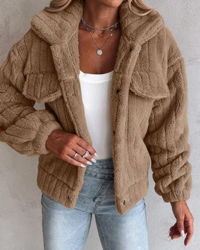 Rieke | Sherpa jas met kraag en knoopsluiting
