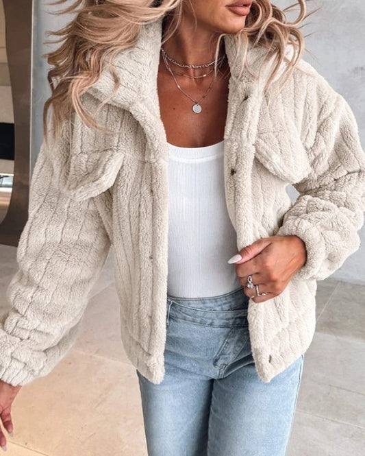 Rieke | Sherpa jas met kraag en knoopsluiting